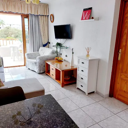 First Line Geranios Ocean View Air Conditioned 50 M From La Pinta Costa Adeje (Tenerife)