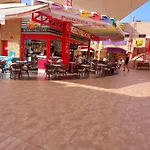 First Line Geranios Ocean View Air Conditioned 50 M From La Pinta Apartment