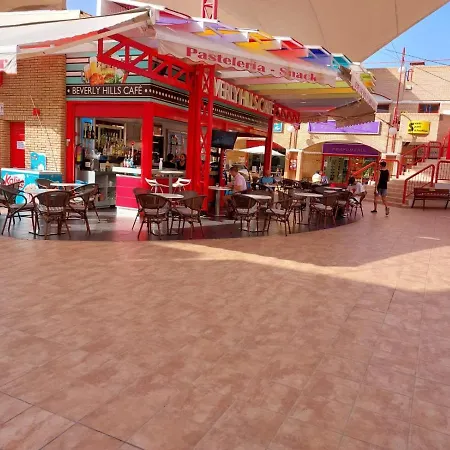 First Line Geranios Ocean View Air Conditioned 50 M From La Pinta شقة