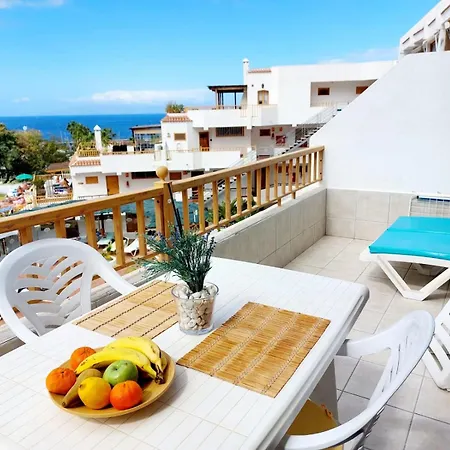 First Line Geranios Ocean View Air Conditioned 50 M From La Pinta Apartment *